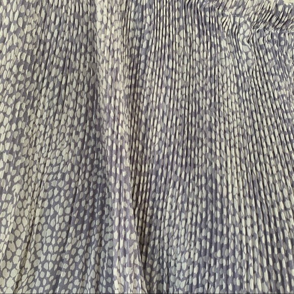 Lilac & white off the shoulder blouse - Picture 3 of 5